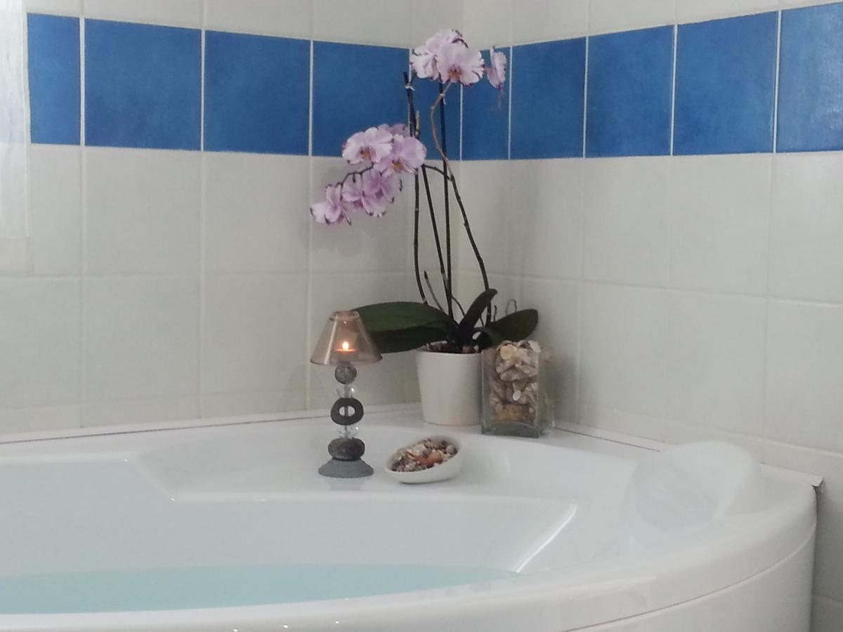 Message In A Bottle Bed And Breakfast Camporosso  Exterior foto
